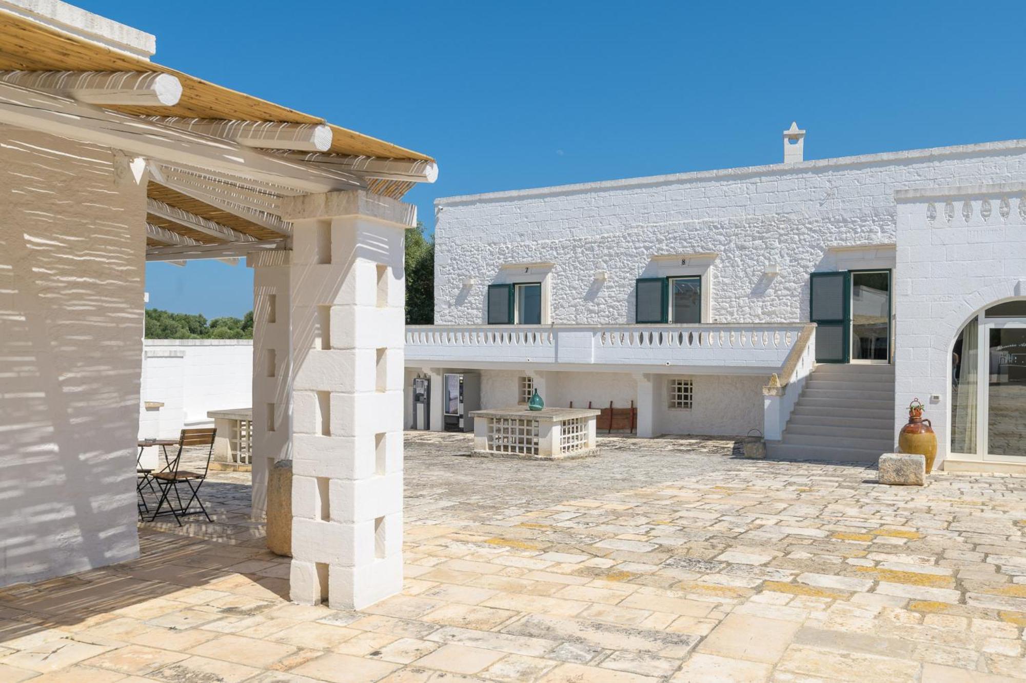 Masseria Abadia Uno Остуни Экстерьер фото