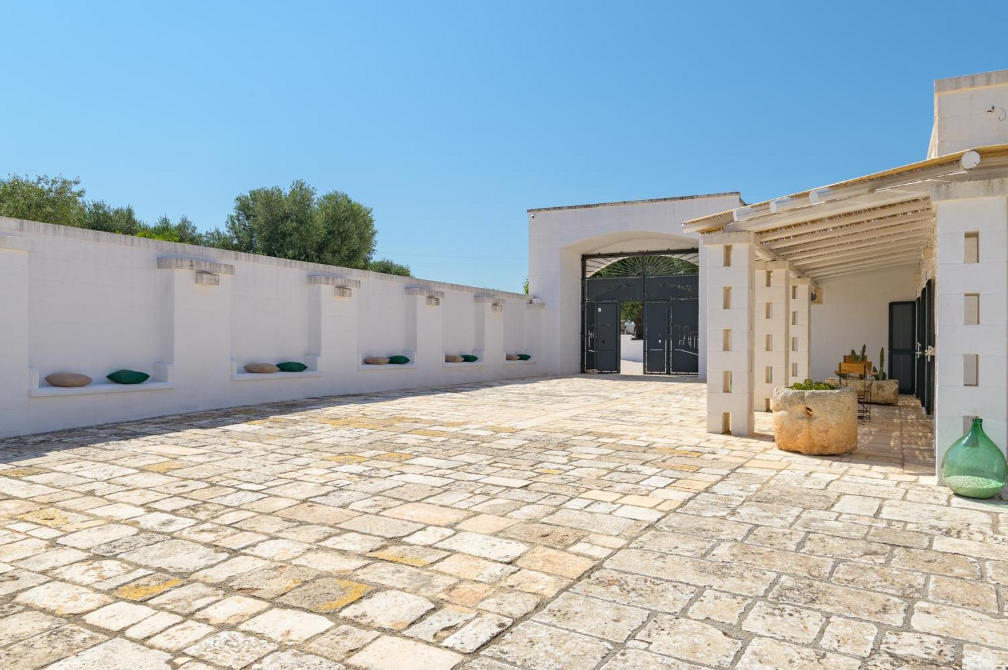 Masseria Abadia Uno Остуни Экстерьер фото