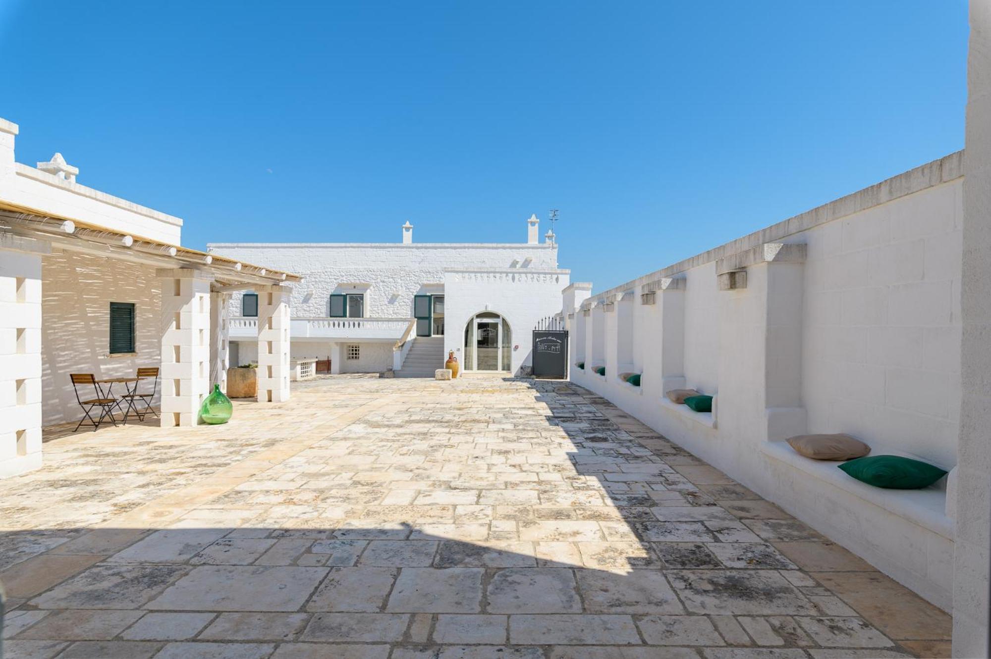 Masseria Abadia Uno Остуни Экстерьер фото